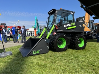 Skid Steer Buckets 2
