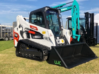 Skid Steer Buckets 3