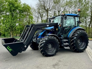 6 Series Loader Buckets 11